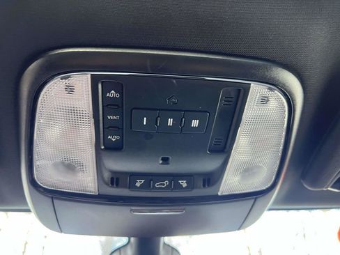 Certified 2022 Dodge Durango R/T w/ Blacktop Package image 38