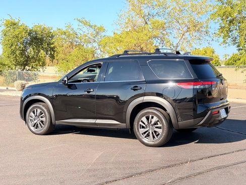 Certified 2022 Nissan Pathfinder SV AWD/4WD image 4