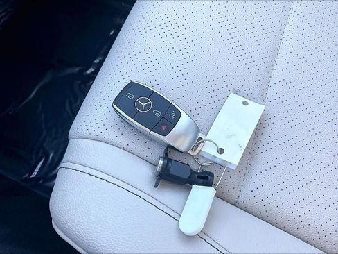 Used 2026 Mercedes-Benz GLE 350 4MATIC image 13