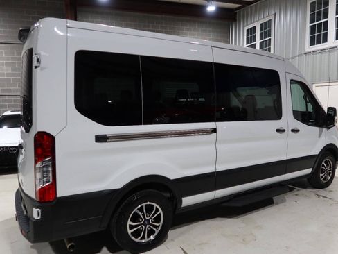 Used 2022 Ford Transit 350 XLT RWD image 6