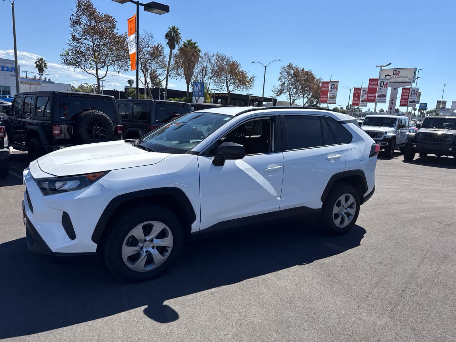 Used 2019 Toyota RAV4 LE w/ All Weather Liner Package FWD image 18