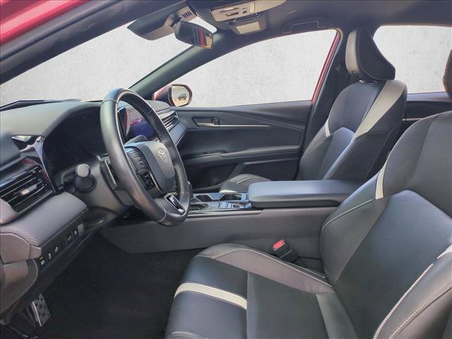 Certified 2025 Toyota Camry SE FWD image 15