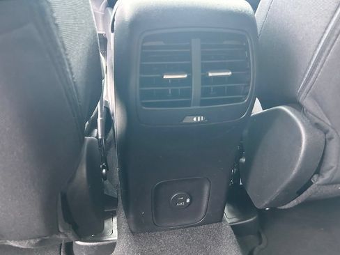 Certified 2022 Ford Escape SE w/ Convenience Package AWD/4WD image 17
