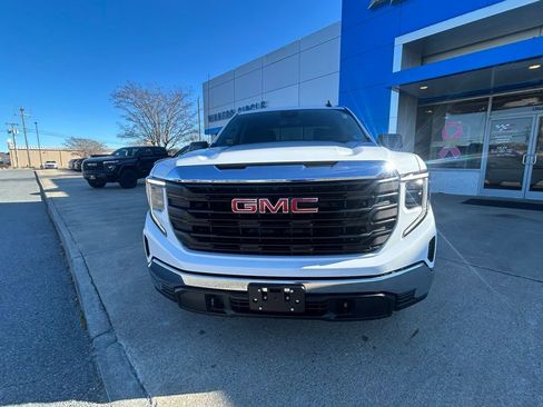 New 2026 GMC Sierra 1500 Pro w/ Convenience Package AWD/4WD image 11