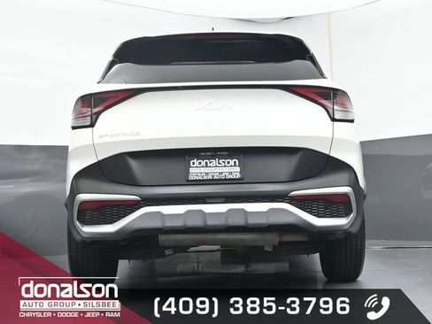 Used 2025 Kia Sportage LX FWD image 16