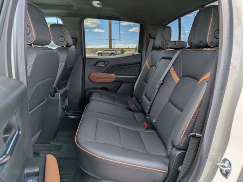 New 2026 GMC Canyon AT4 AWD/4WD image 21