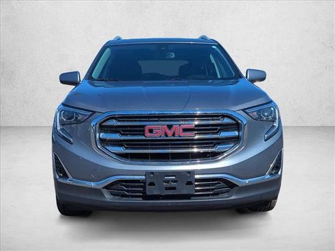 Used 2020 GMC Terrain SLT w/ Preferred Package image 2