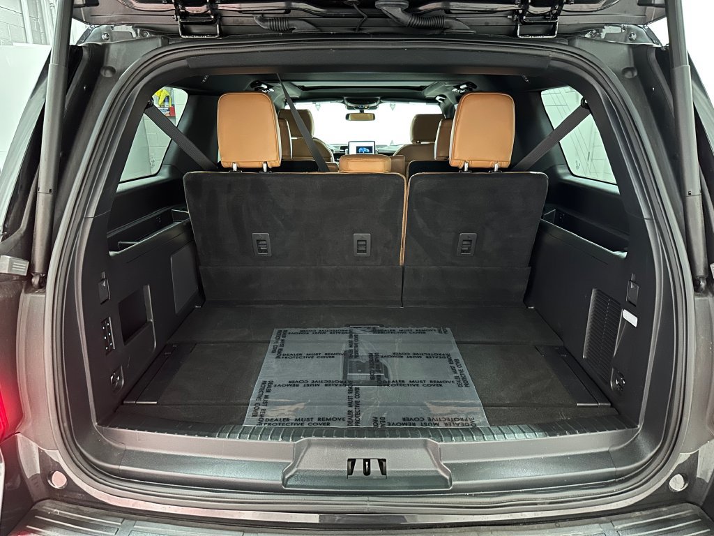 Used 2024 Ford Expedition Max Platinum AWD/4WD image 37