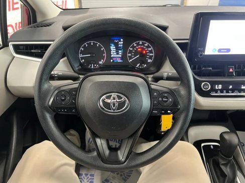 Used 2023 Toyota Corolla LE FWD image 23