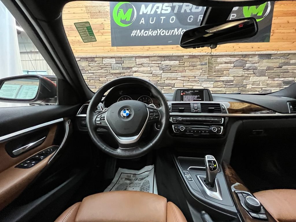 Used 2016 BMW 328i xDrive Sedan AWD/4WD image 32
