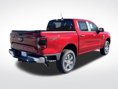 Used 2025 Ford Ranger XLT w/ Chrome Accent Package image 3