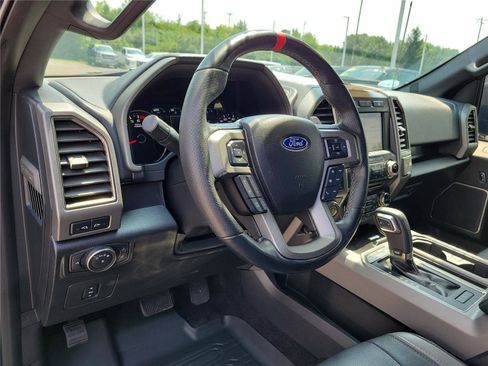 Used 2017 Ford F150 Raptor w/ Equipment Group 802A Luxury AWD/4WD image 19