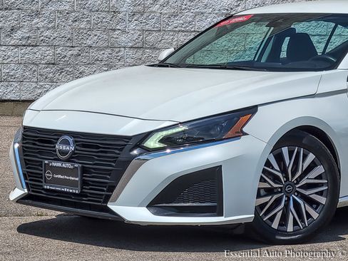 Certified 2023 Nissan Altima 2.5 SV image 1