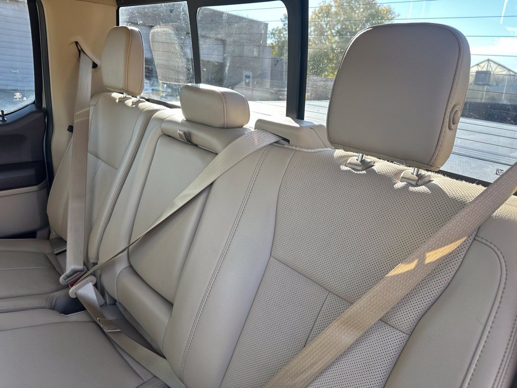 Used 2018 Ford F150 Lariat w/ Equipment Group 502A Luxury AWD/4WD image 34