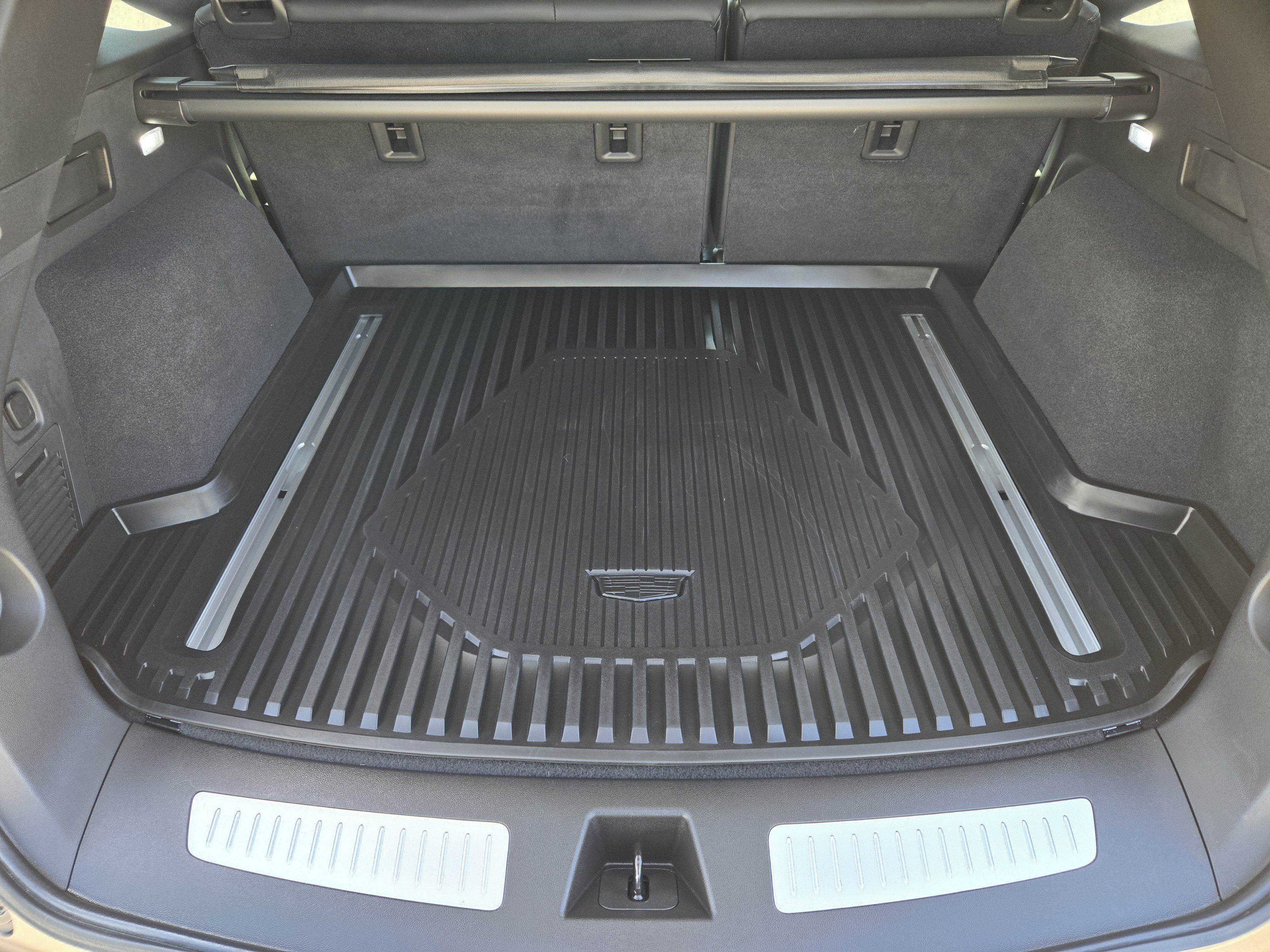 Used 2020 Cadillac XT5 Premium Luxury FWD image 38
