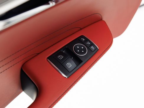 Used 2011 Mercedes-Benz SLS AMG Coupe image 35