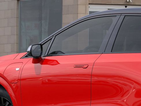 New 2026 Cadillac Optiq V image 12