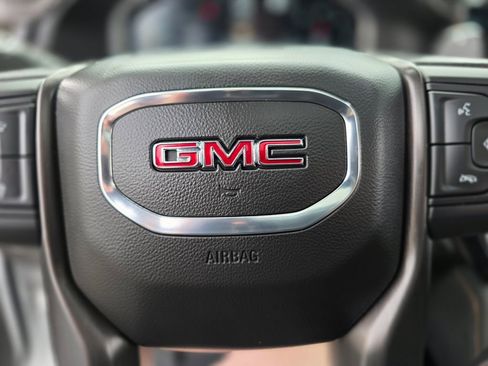 Used 2022 GMC Sierra 1500 AT4 w/ AT4 Premium Package AWD/4WD image 27