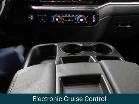 Certified 2022 Chevrolet Silverado 1500 LT w/ Safety Package AWD/4WD image 22