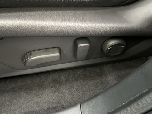 New 2026 Subaru Forester Premium AWD/4WD image 17