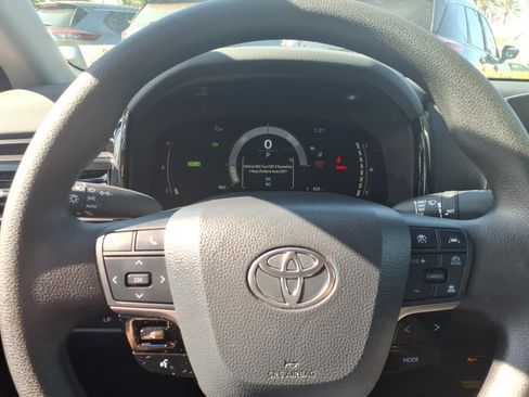 Used 2026 Toyota Camry LE image 17