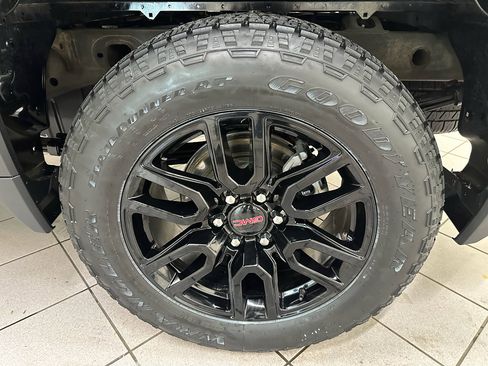 Certified 2023 GMC Sierra 1500 Pro w/ Graphite Edition image 19