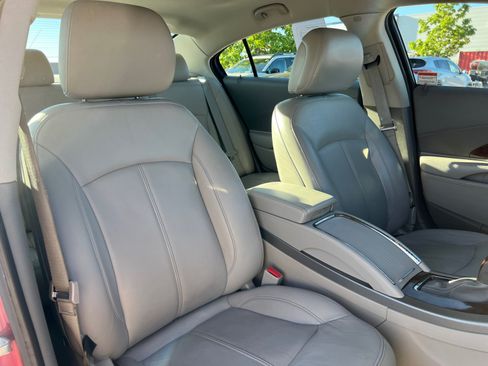 Used 2011 Buick LaCrosse CXL FWD image 19