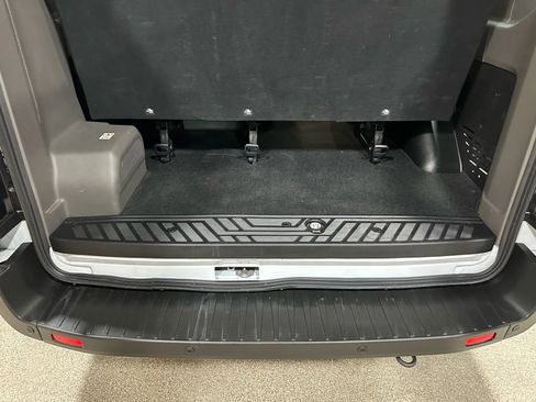 Used 2021 Ford Transit 150 XL image 24