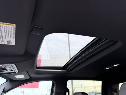 Used 2020 GMC Sierra 1500 AT4 w/ Off-Road Performance Package image 23