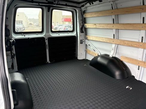 Used 2024 Chevrolet Express 2500 w/ Driver Convenience Package image 14