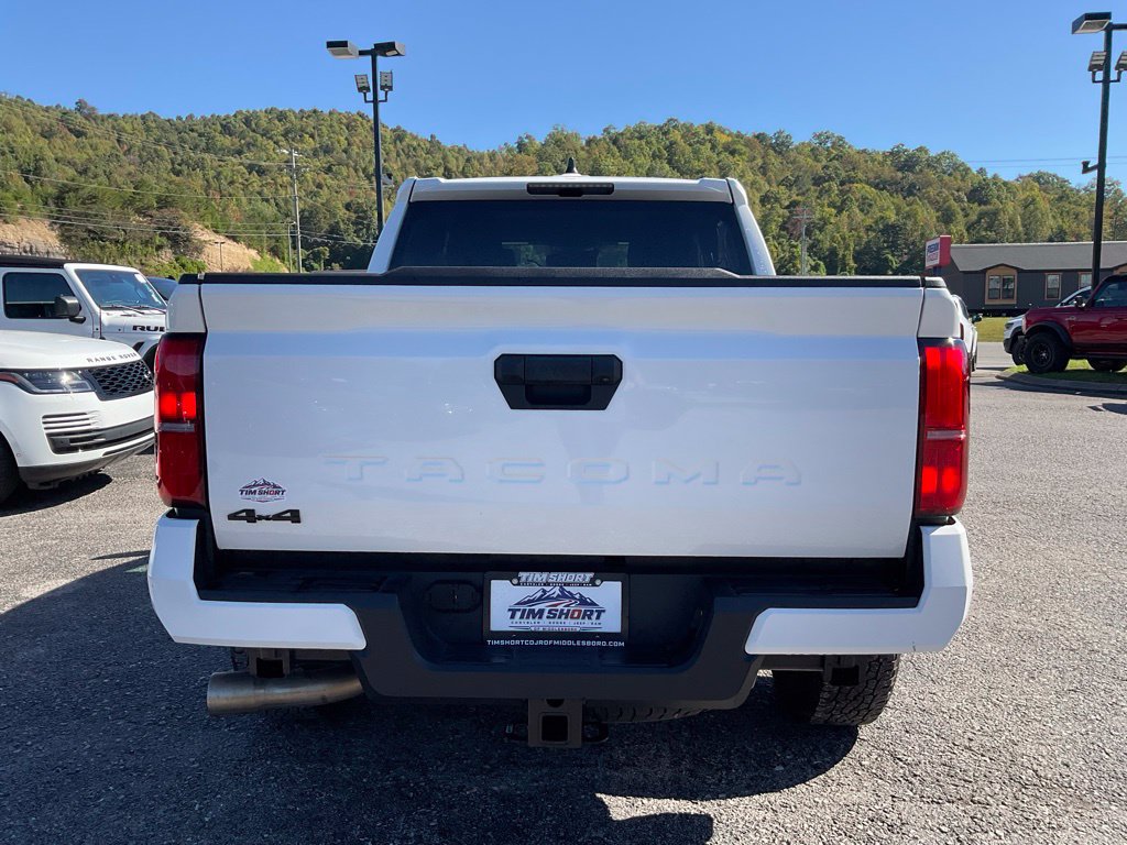 Used 2026 Toyota Tacoma TRD Off-Road AWD/4WD image 5