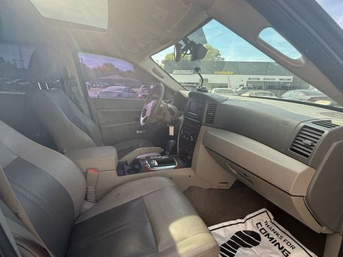 Used 2006 Jeep Grand Cherokee Limited image 18