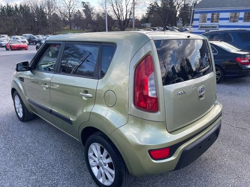 Used 2012 Kia Soul + image 8