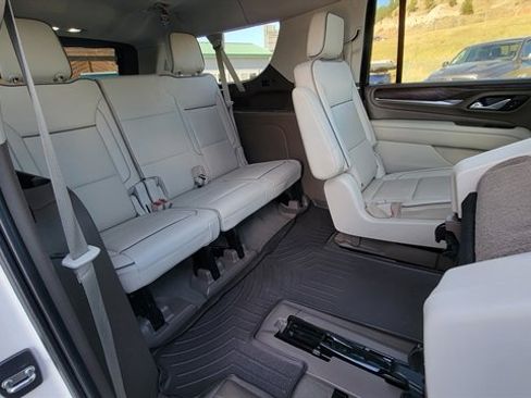 Used 2021 GMC Yukon XL Denali w/ Denali Premium Package image 56
