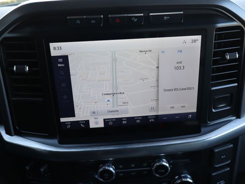 Used 2021 Ford F150 Lariat w/ Equipment Group 501A Mid image 26