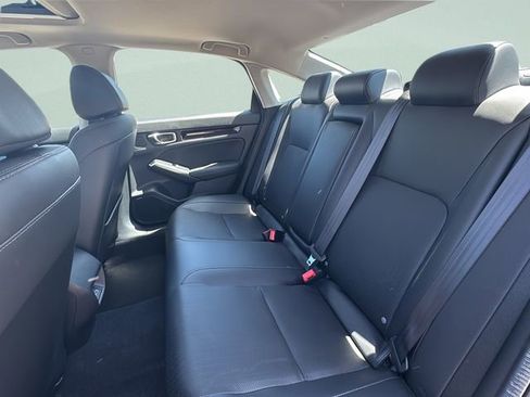 Used 2024 Honda Civic Touring image 16