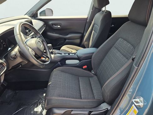 Used 2024 Honda HR-V Sport image 28