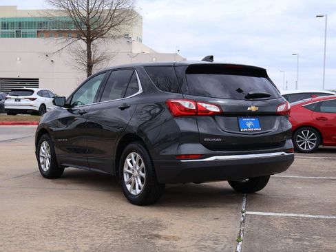 Used 2020 Chevrolet Equinox LT w/ LPO, Floor Liner Package FWD image 4