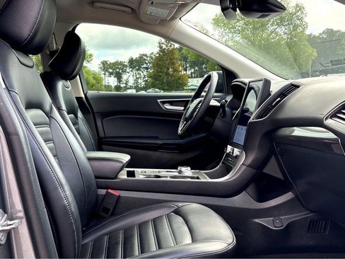 Used 2024 Ford Edge SEL w/ Convenience Package AWD/4WD image 8