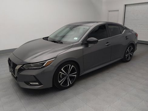 Used 2021 Nissan Sentra SR w/ SR Premium Package FWD image 2