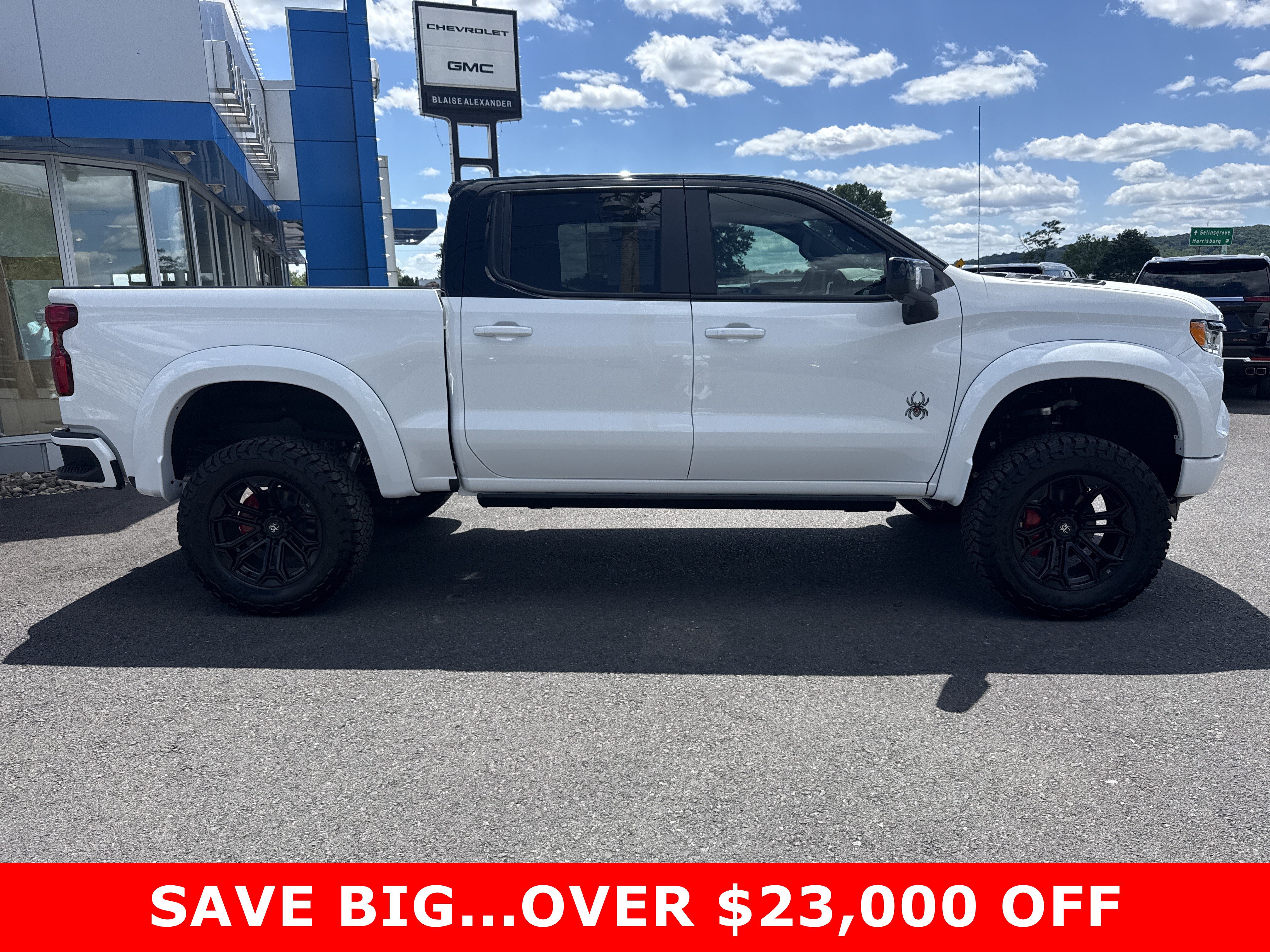 New 2026 Chevrolet Silverado 1500 RST AWD/4WD image 2