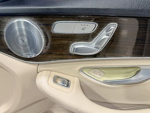 Used 2015 Mercedes-Benz C 300 C 300 image 36