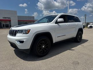 Used 2021 Jeep Grand Cherokee Laredo RWD video 2