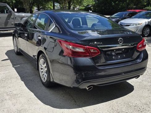 Used 2018 Nissan Altima 2.5 S w/ S Convenience Package FWD image 3
