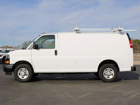 Used 2024 Chevrolet Express 2500 WT 135WB CARGO VAN w/ Driver Convenience Package image 7