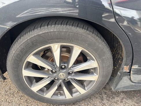 Used 2017 Nissan Altima 2.5 SV w/ Convenience Package image 6