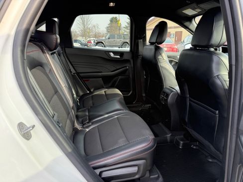 Used 2023 Ford Escape ST-Line Elite image 15