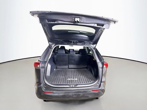Certified 2021 Toyota RAV4 LE AWD/4WD image 23