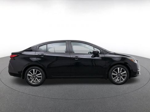 Used 2025 Nissan Versa SV FWD image 10