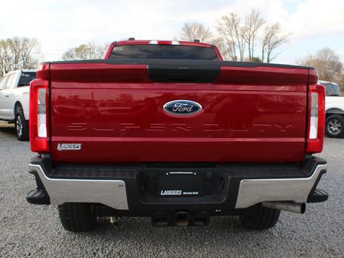 Used 2023 Ford F250 XLT w/ FX4 Off-Road Package image 11